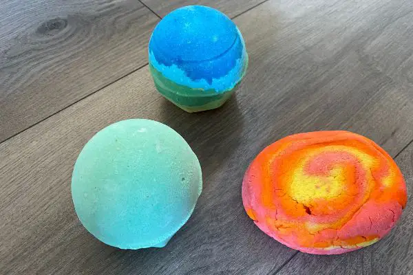 A photo of 3 bath bombs that i bought from lush